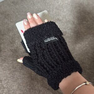 Koolaburra by UGG Knit Fingerless Gloves